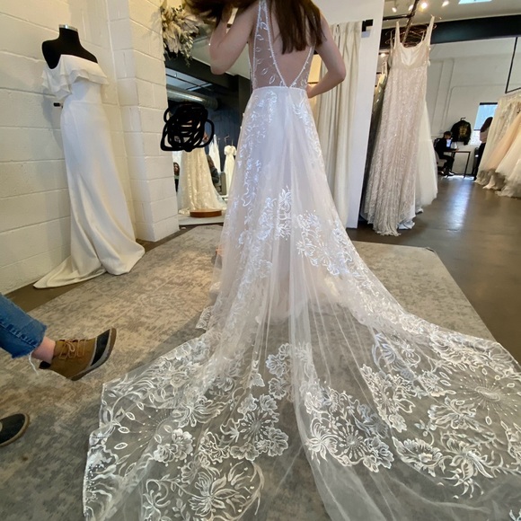 Chloe Rish Bridal Wedding Gown - Picture 2 of 7